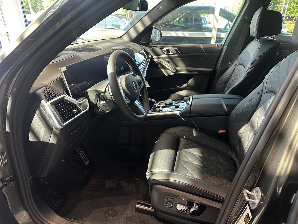 New 2026 BMW X5 xDrive40i w/ M Sport Package image 12