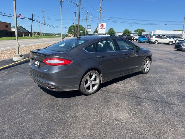Used 2016 Ford Fusion SE w/ Equipment Group 201A AWD/4WD image 3