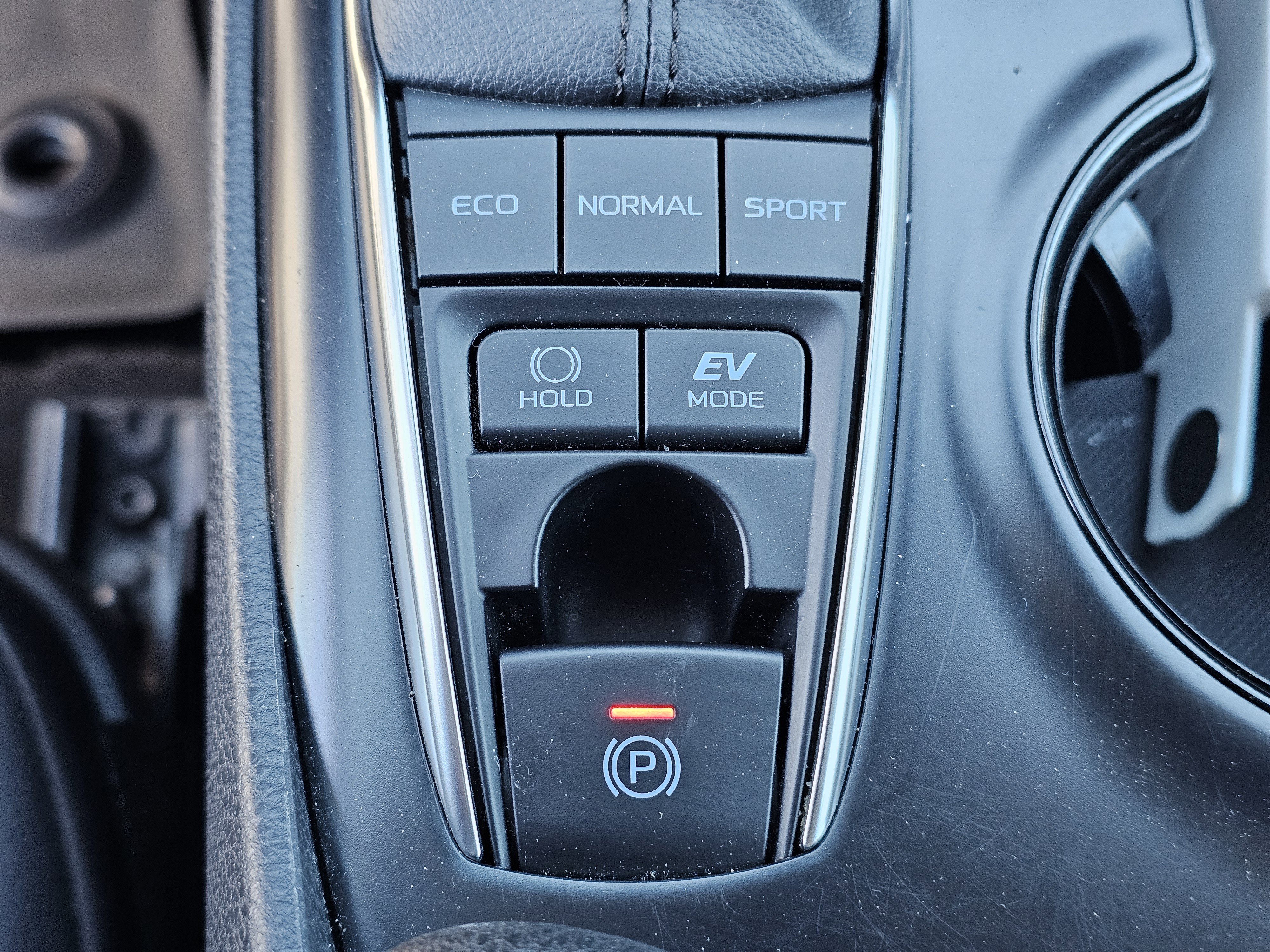 Used 2020 Toyota Camry SE image 27