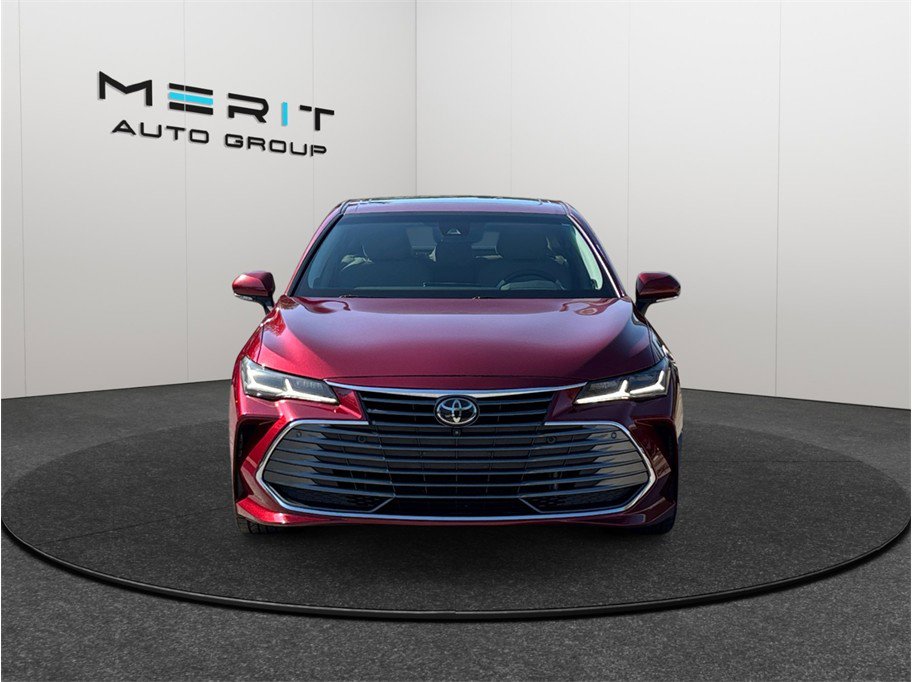 Used 2019 Toyota Avalon Limited w/ Advanced Safety Package FWD image 2