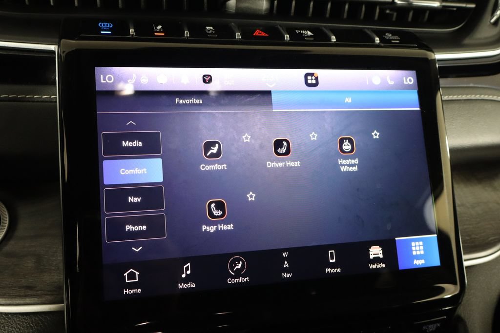 Used 2023 Jeep Grand Cherokee 4WD 4xe image 40
