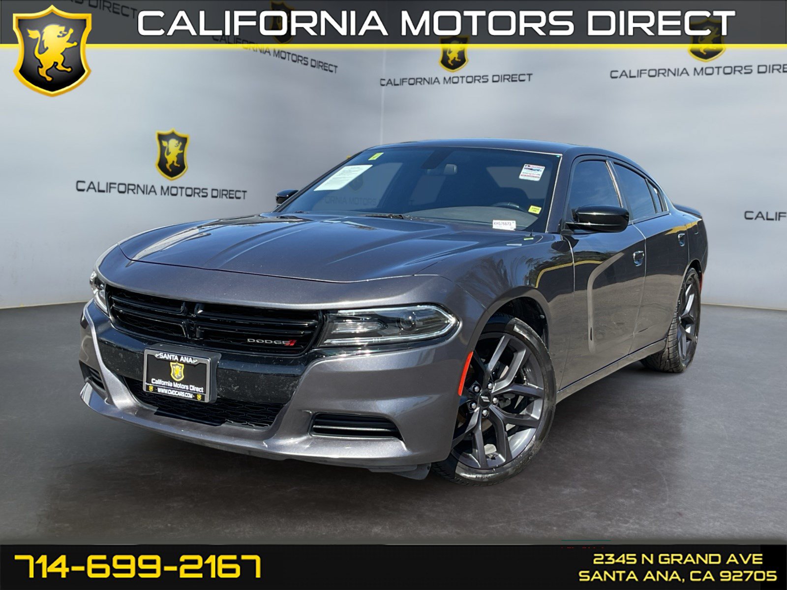 Used 2019 Dodge Charger SXT w/ Plus Group RWD image 1