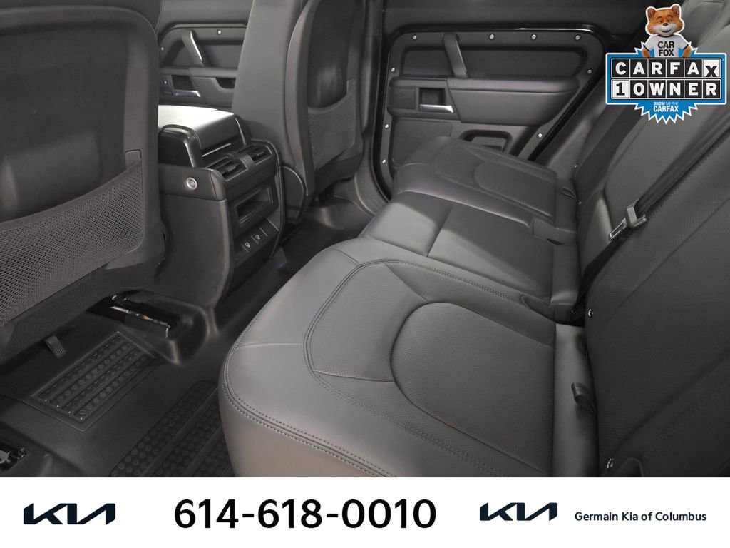 Used 2025 Land Rover Defender 110 X-Dynamic SE image 19