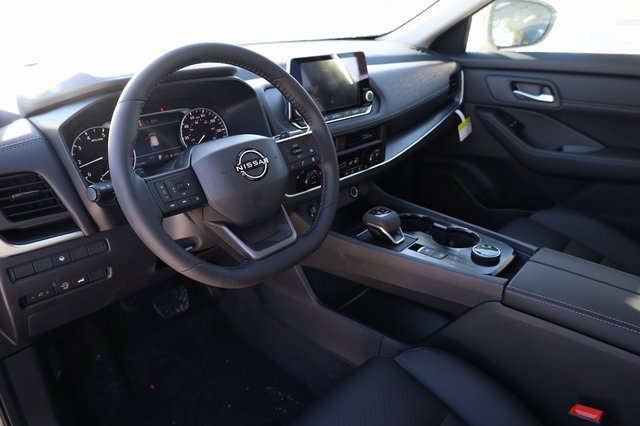 New 2026 Nissan Rogue SV image 9