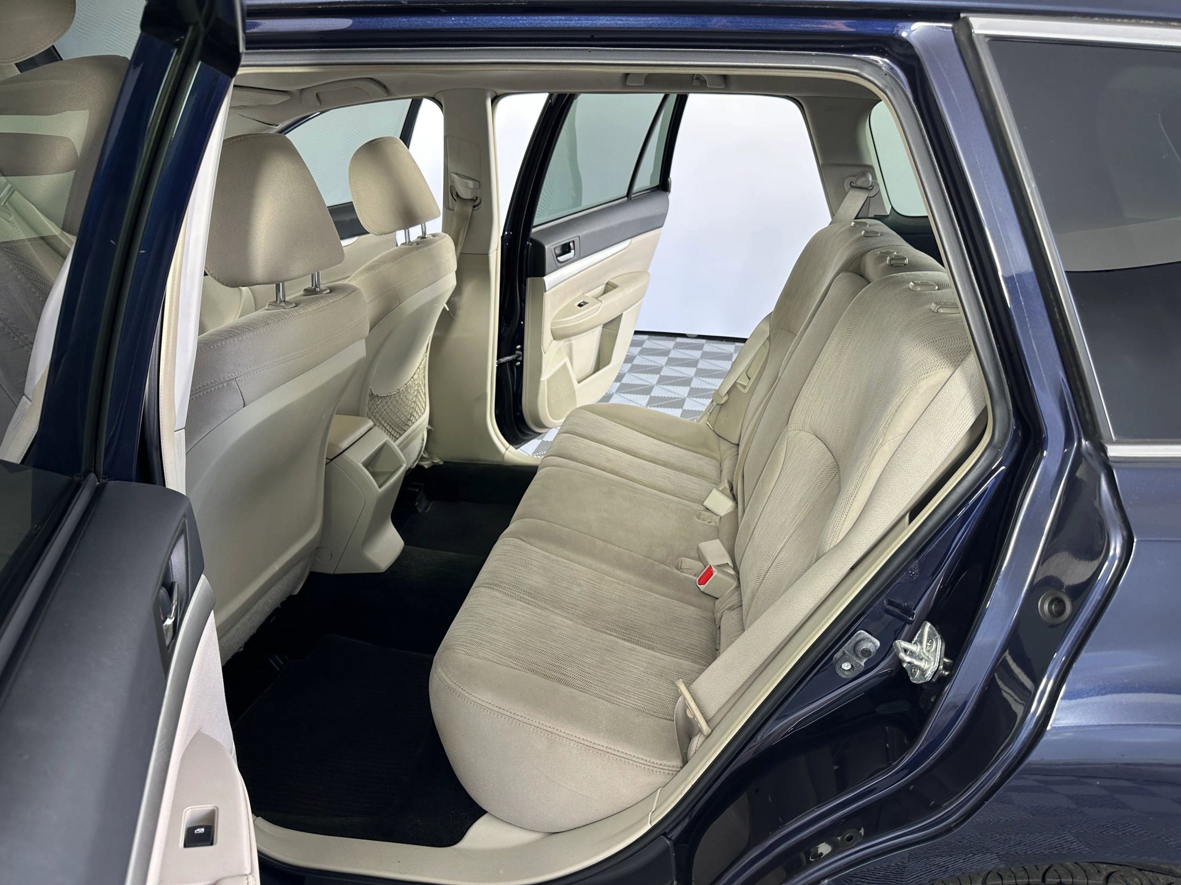 Used 2013 Subaru Outback 2.5i Premium image 31