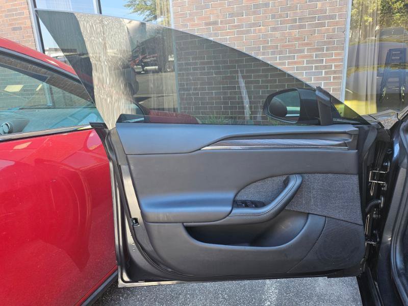 Used 2024 Tesla Model S AWD/4WD image 36