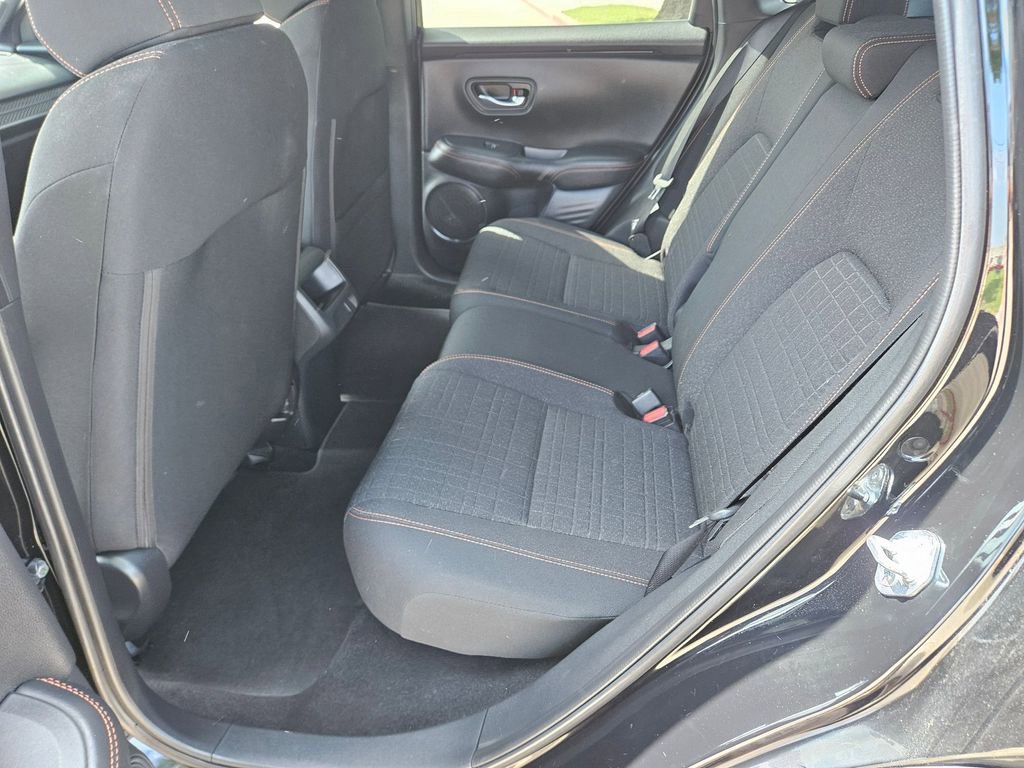 Used 2025 Honda HR-V Sport image 27