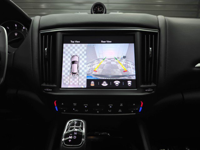 Used 2022 Maserati Levante GT AWD/4WD image 27