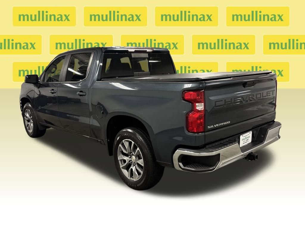 Used 2020 Chevrolet Silverado 1500 LT w/ All-Star Edition image 17