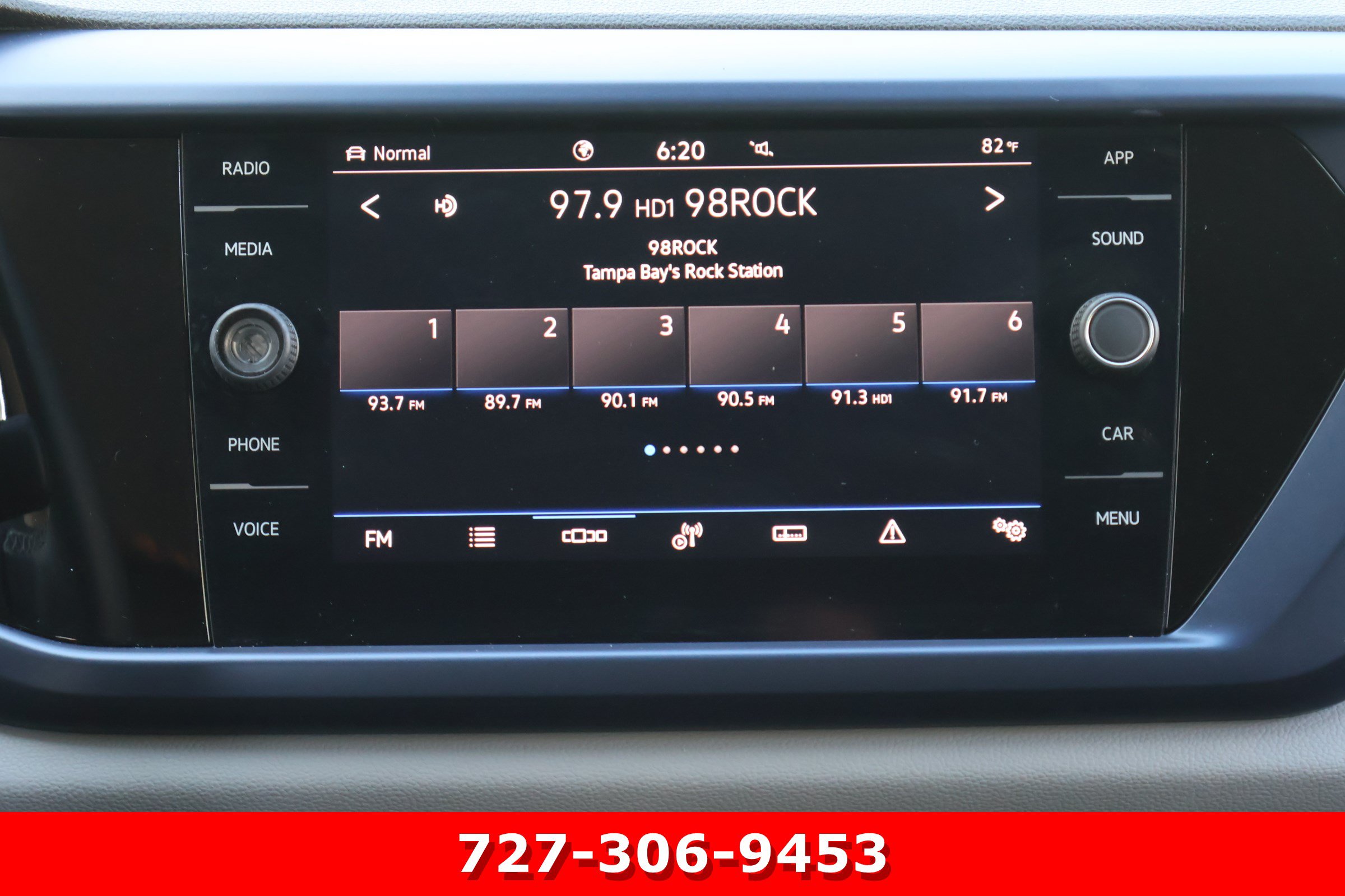Used 2022 Volkswagen Taos SE w/ IQ.Drive SE Package AWD/4WD image 3
