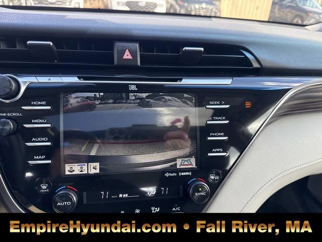 Used 2020 Toyota Camry XLE w/ Sunroof Package image 23
