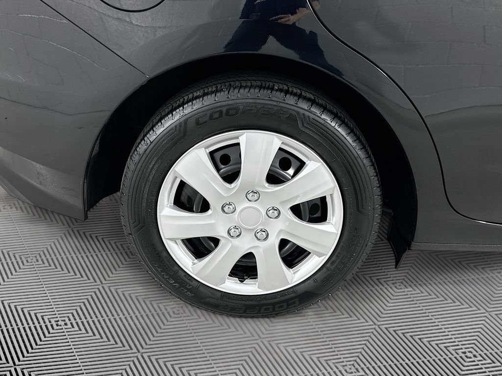 Used 2023 Subaru Impreza 2.0i AWD/4WD image 30
