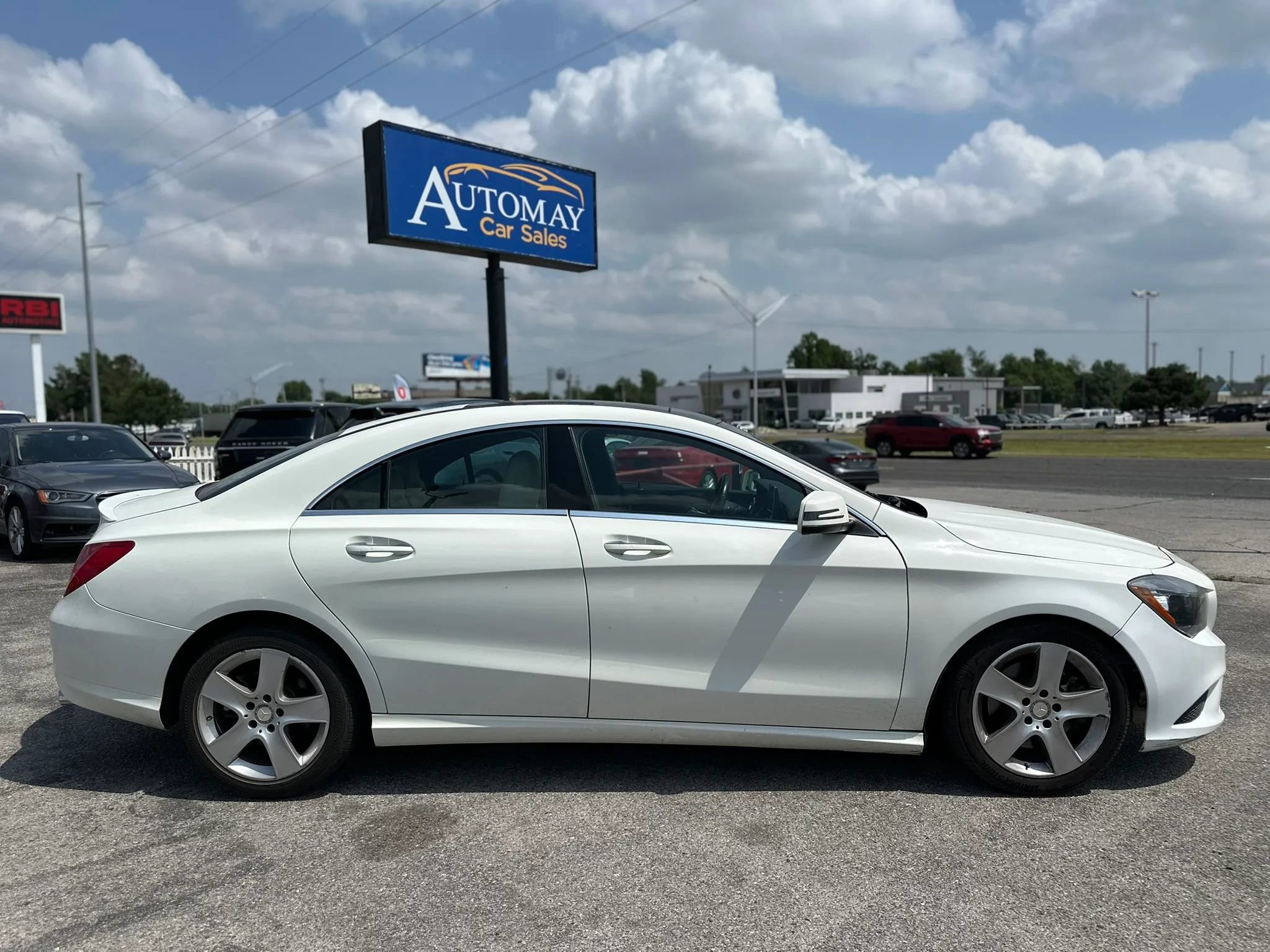 Used 2016 Mercedes-Benz CLA 250 4MATIC image 5