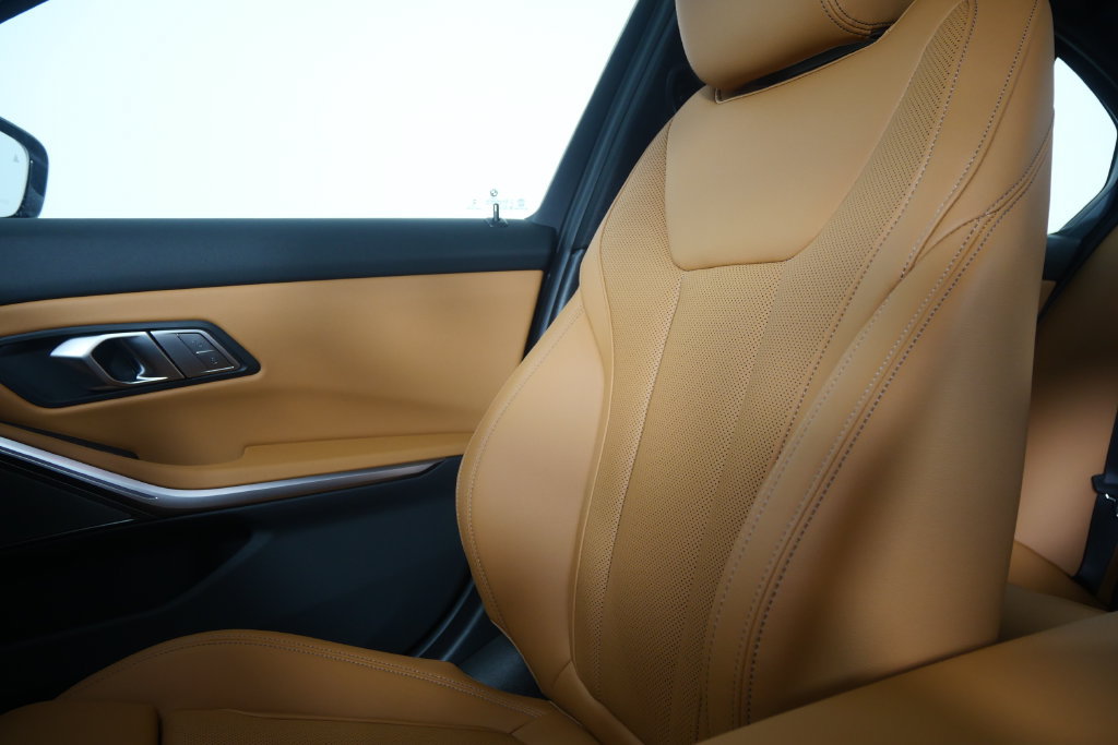 New 2026 BMW 330i Sedan RWD image 23