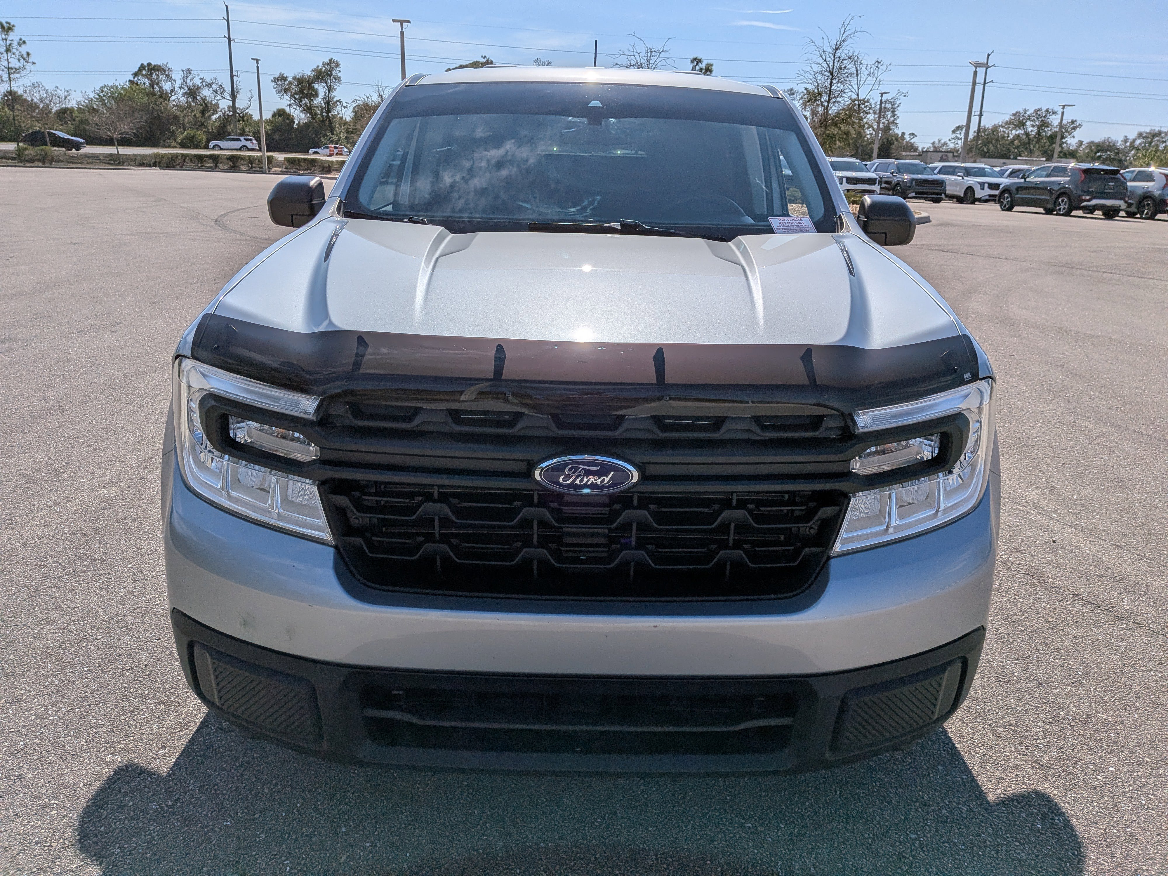 Used 2023 Ford Maverick XL image 3