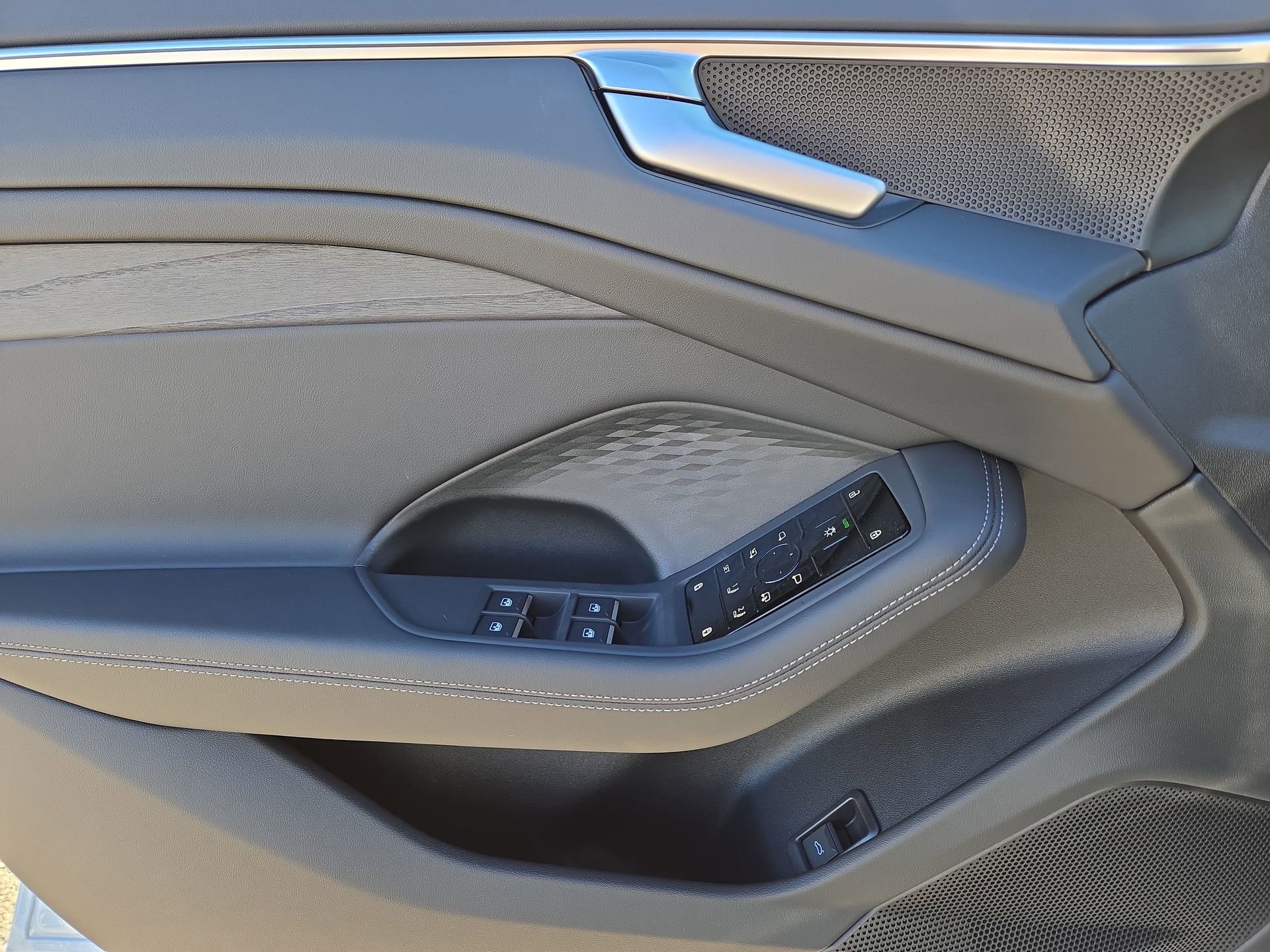 New 2026 Audi A6 Premium image 15