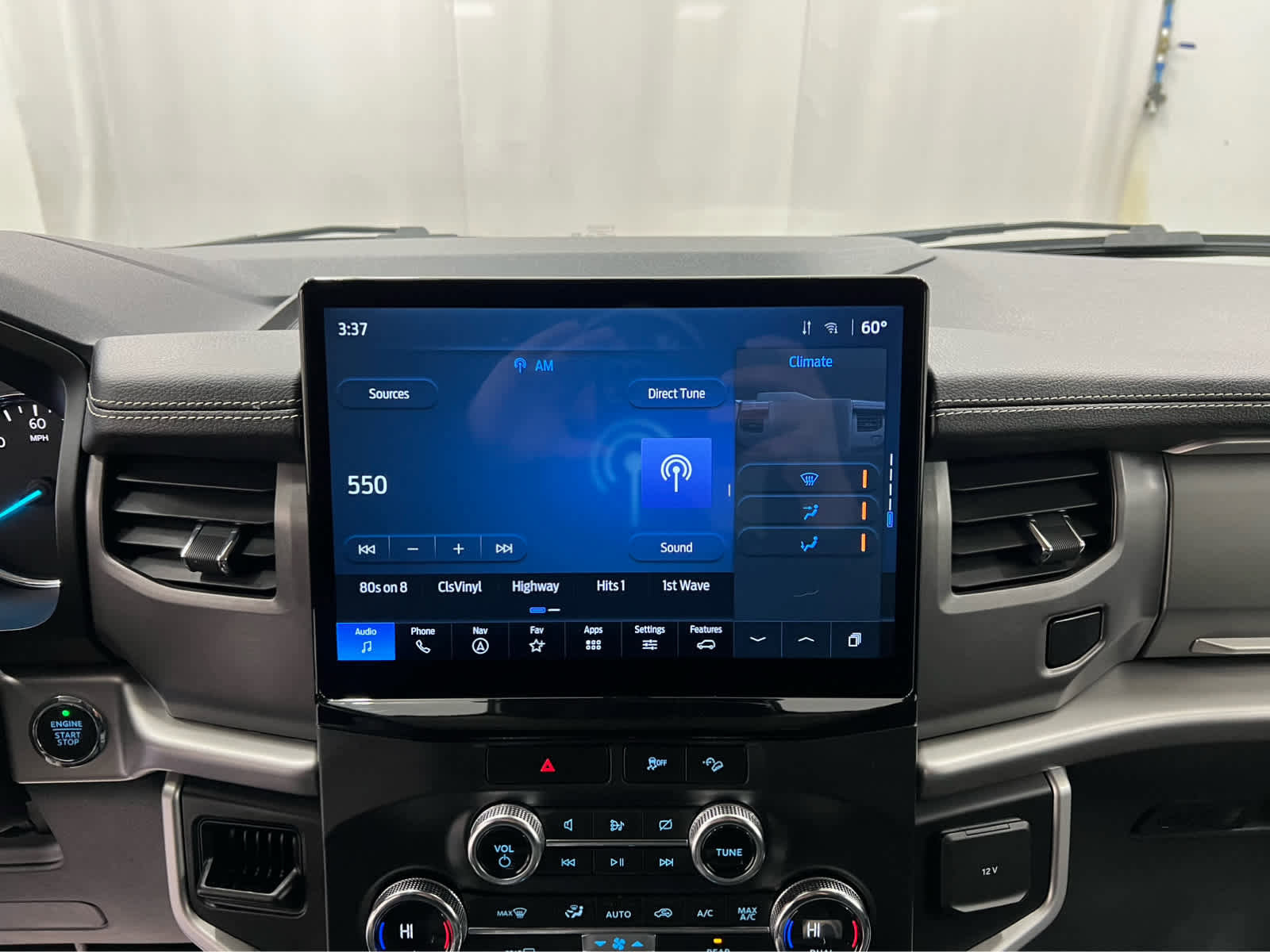 Used 2022 Ford Expedition XLT image 27