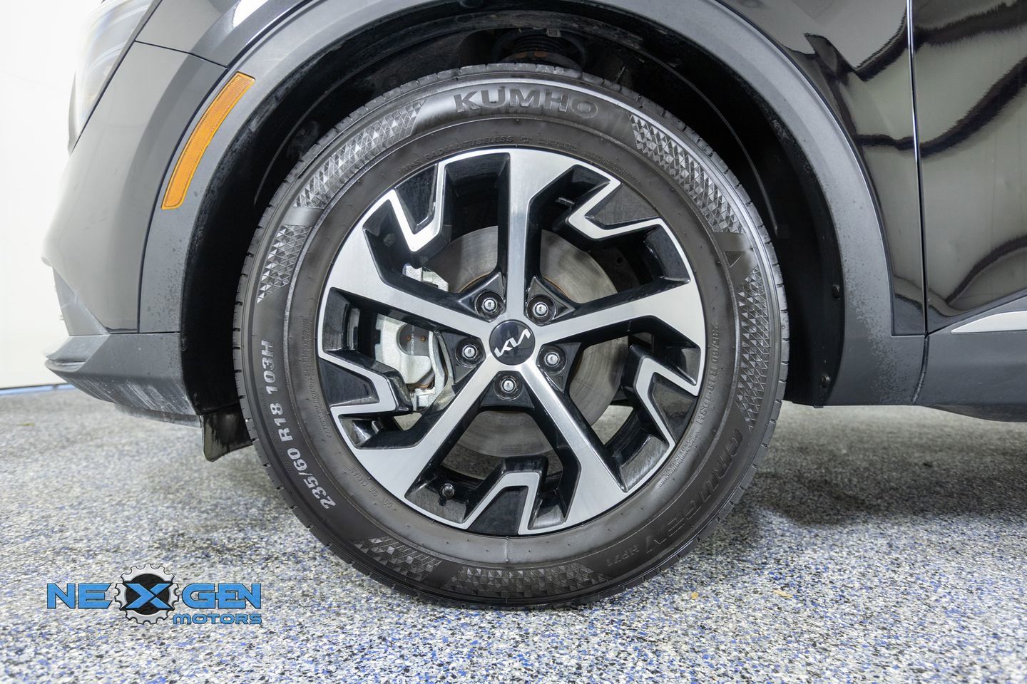 Used 2024 Kia Sportage EX image 44