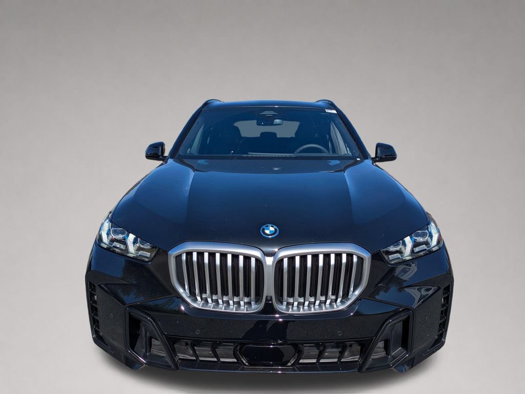 New 2026 BMW X5 xDrive50e w/ M Sport Package AWD/4WD image 9