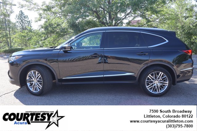 Used 2023 Acura MDX w/ Advance Package AWD/4WD image 3