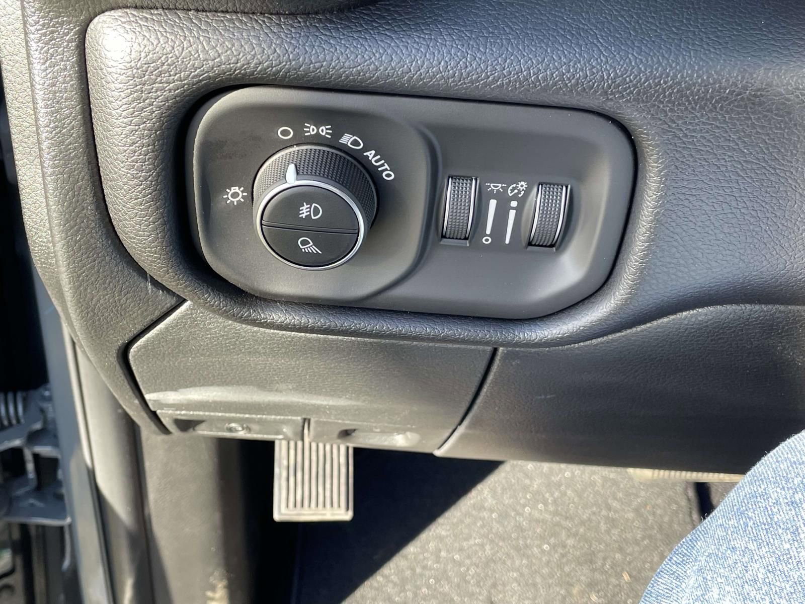 New 2026 RAM 2500 Laramie image 16