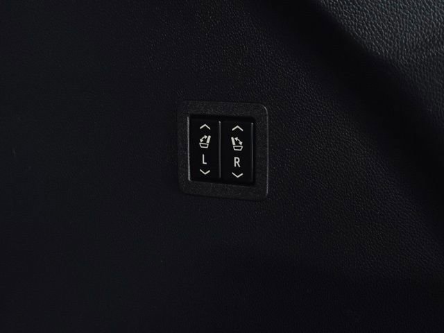 Used 2020 Buick Enclave Avenir w/ Avenir Technology Package image 13