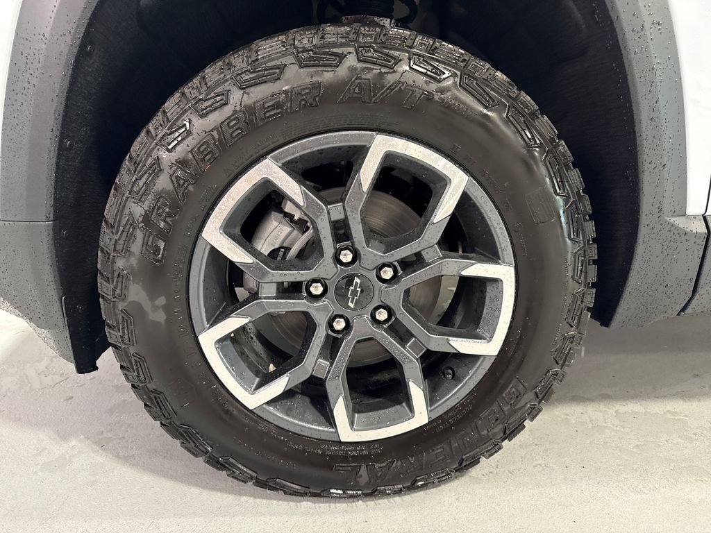 New 2027 Chevrolet Equinox ACTIV AWD/4WD image 45
