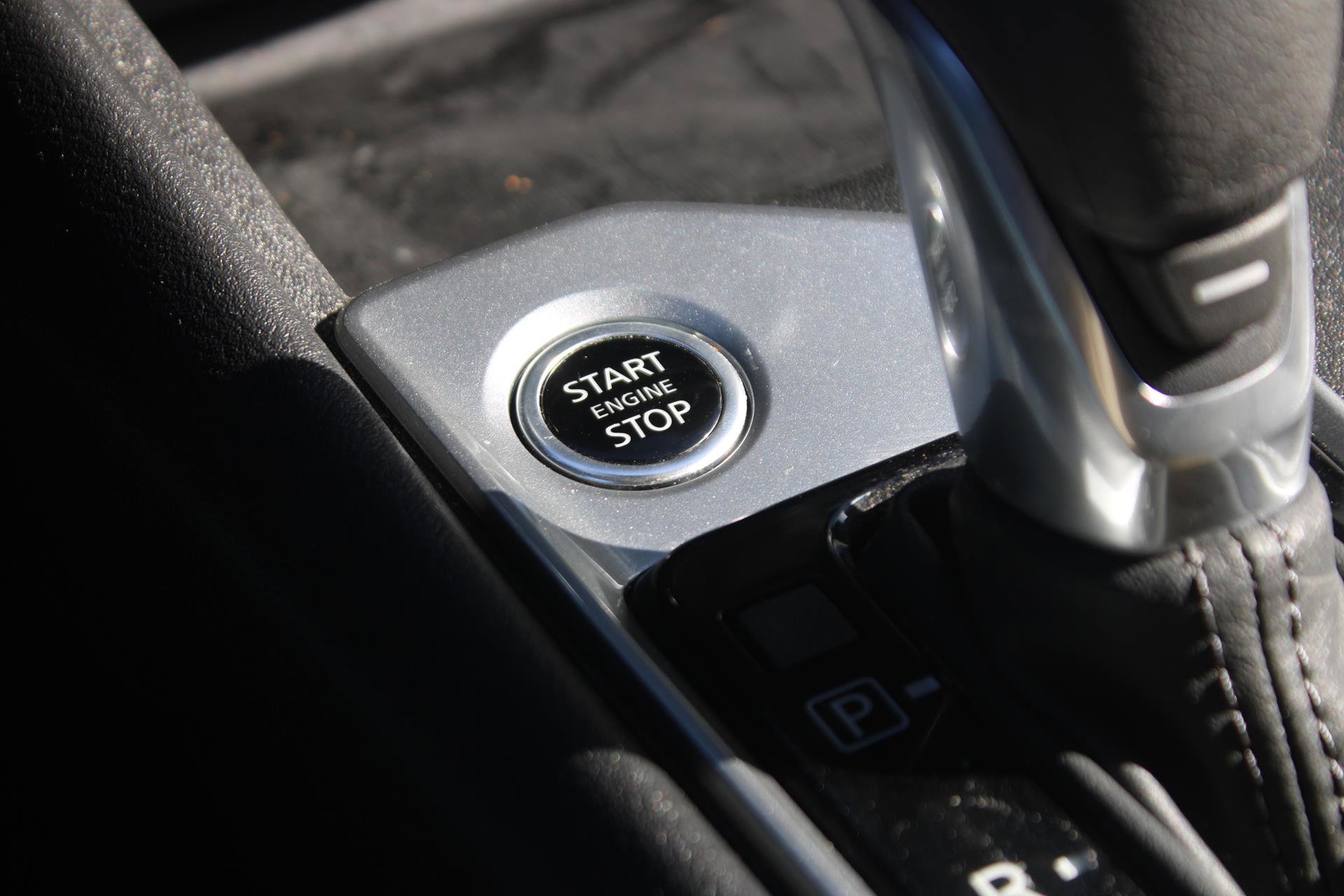 Used 2025 Nissan Altima 2.5 SV image 10