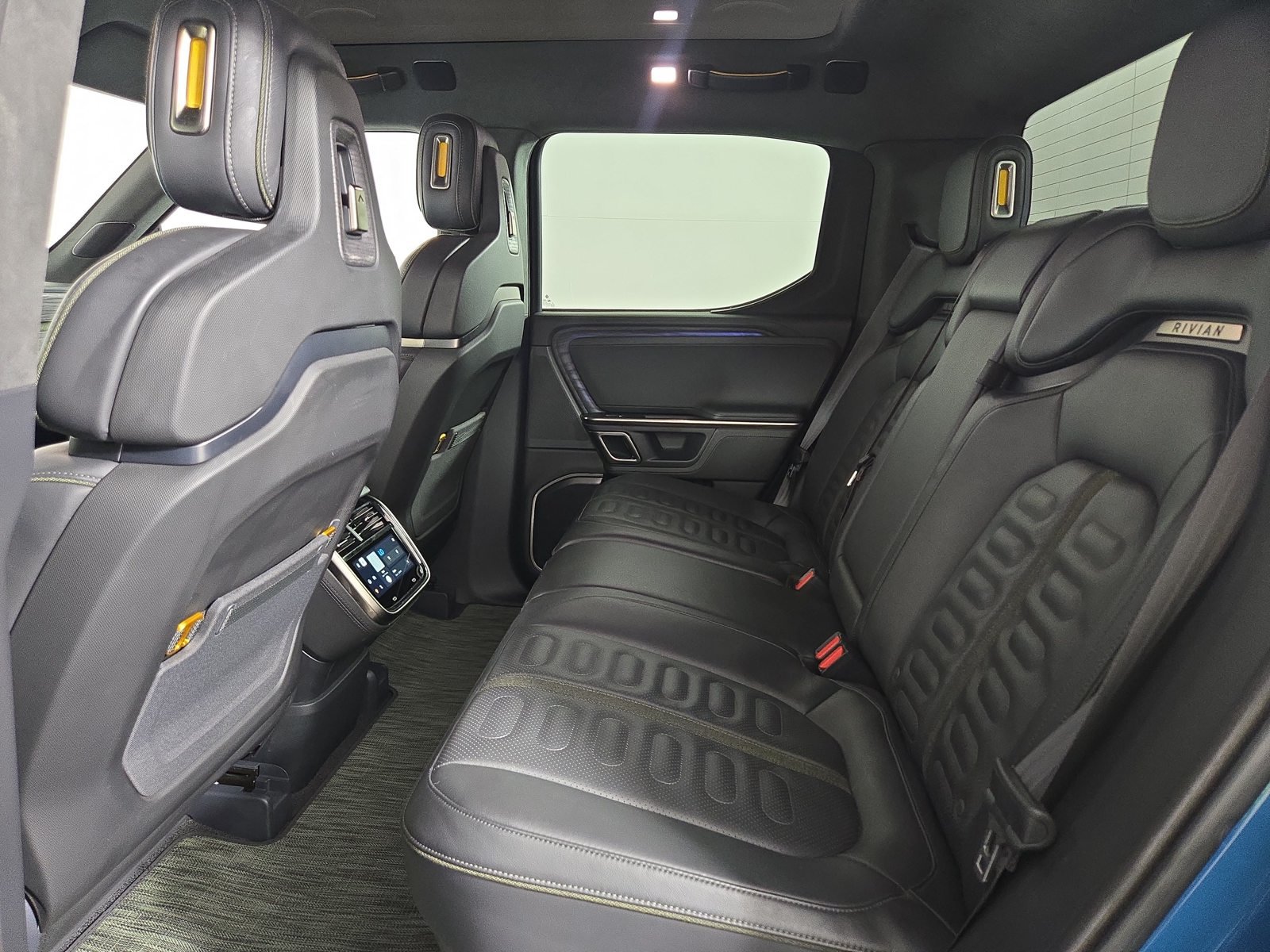 Used 2022 Rivian R1T Adventure AWD/4WD image 21