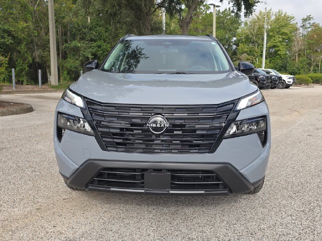 New 2027 Nissan Rogue Dark Armor FWD image 3