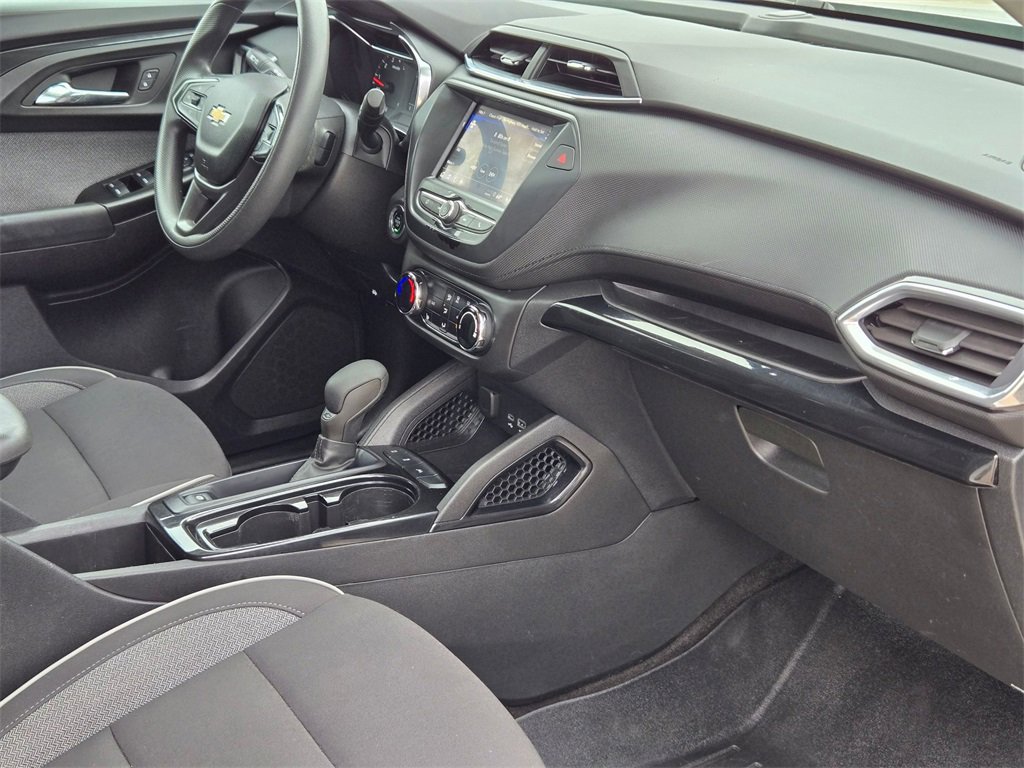 Used 2023 Chevrolet TrailBlazer LT image 24