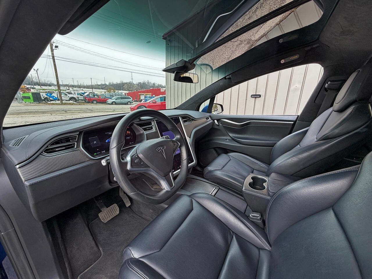 Used 2017 Tesla Model X 75D image 27