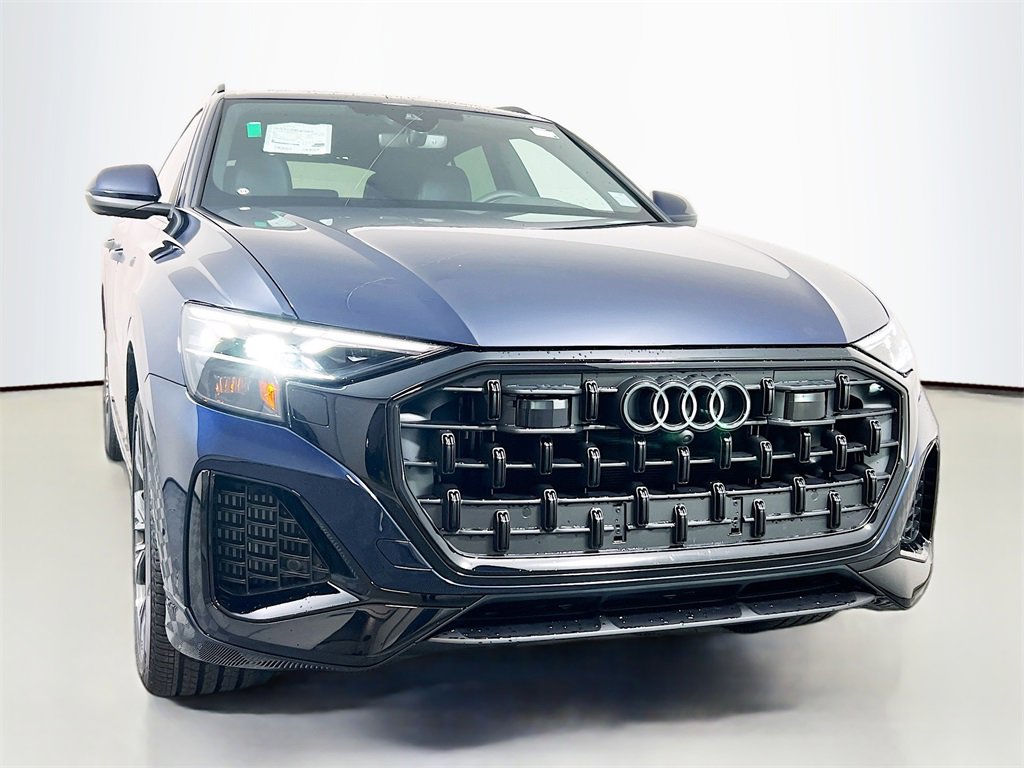 New 2025 Audi Q8 Premium image 2