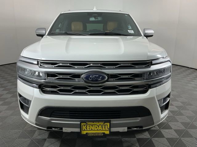 Used 2023 Ford Expedition Max Platinum image 2