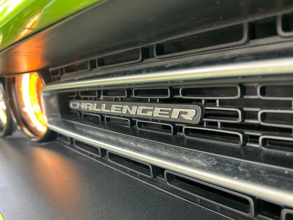 Used 2023 Dodge Challenger SXT image 11