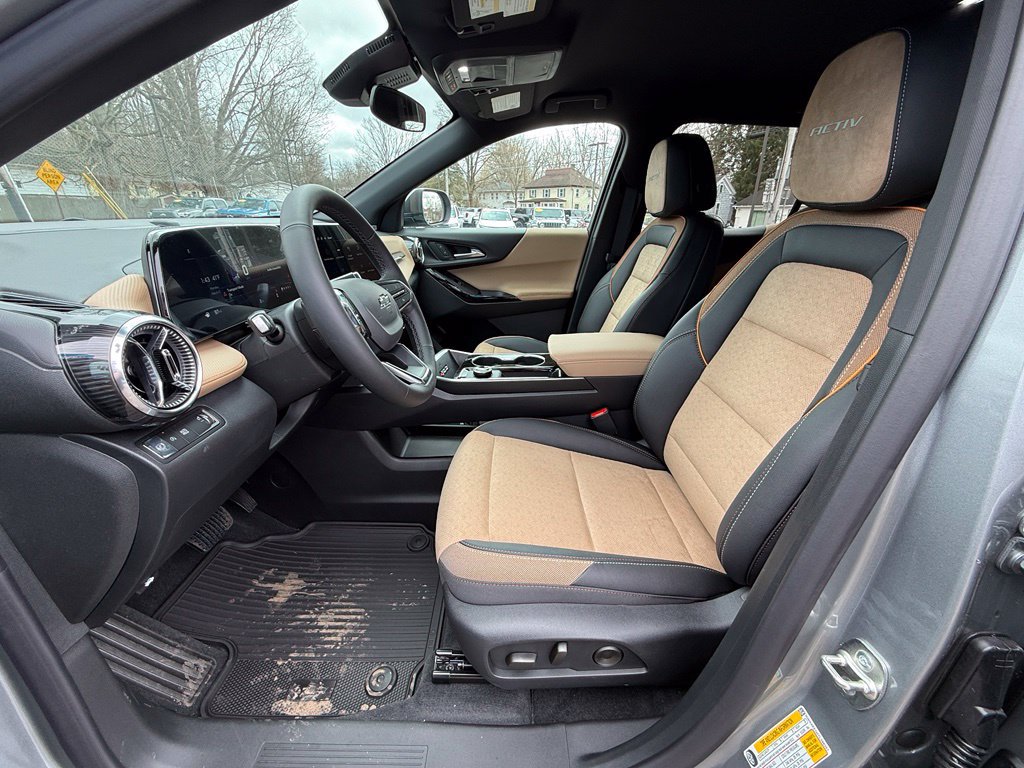 Used 2026 Chevrolet Equinox ACTIV FWD image 18
