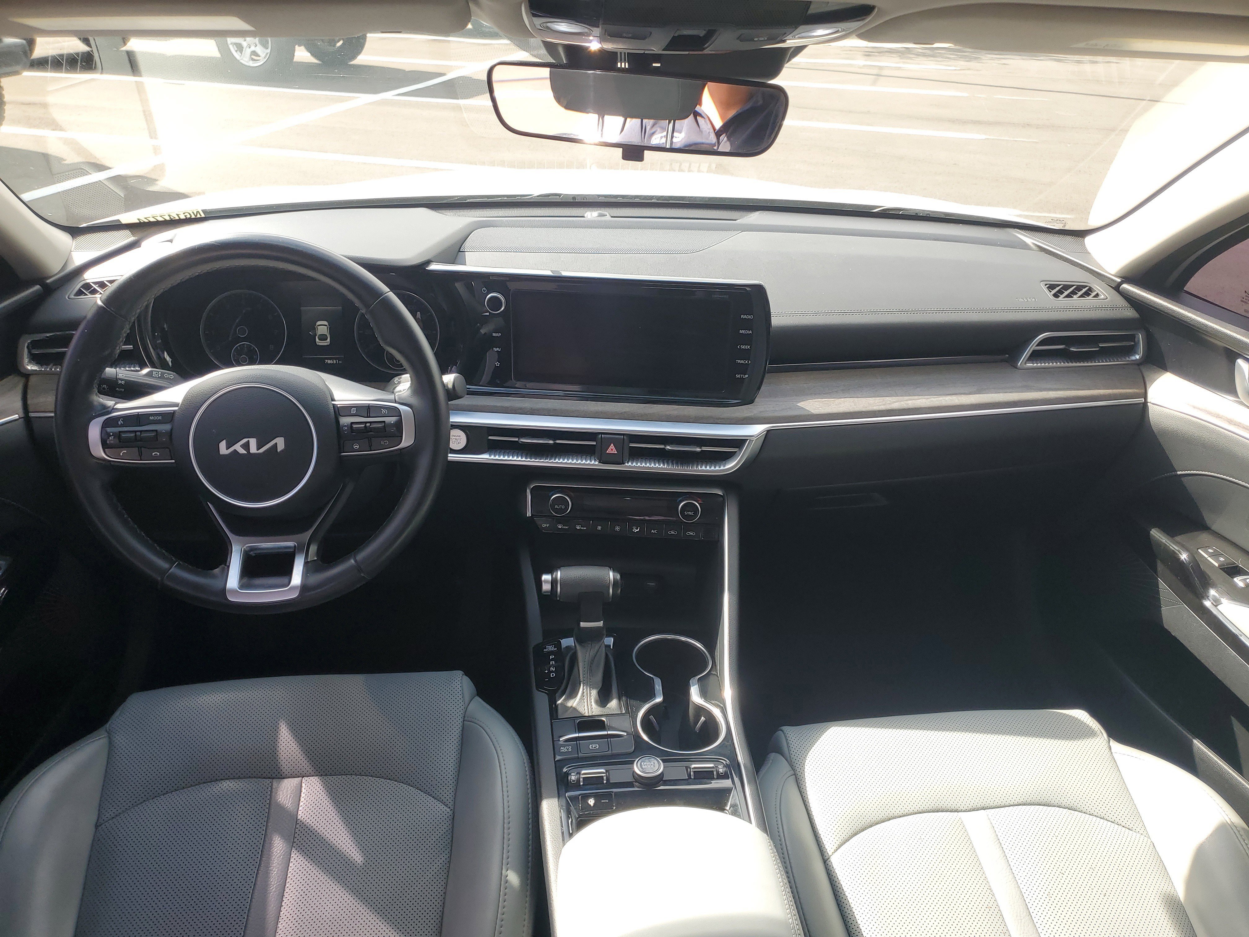 Used 2022 Kia K5 EX image 13