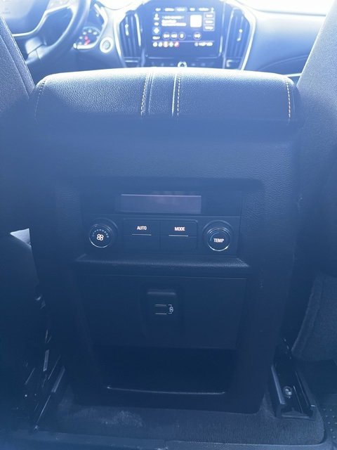 Used 2020 Chevrolet Traverse LT w/ Driver Confidence II Package image 48