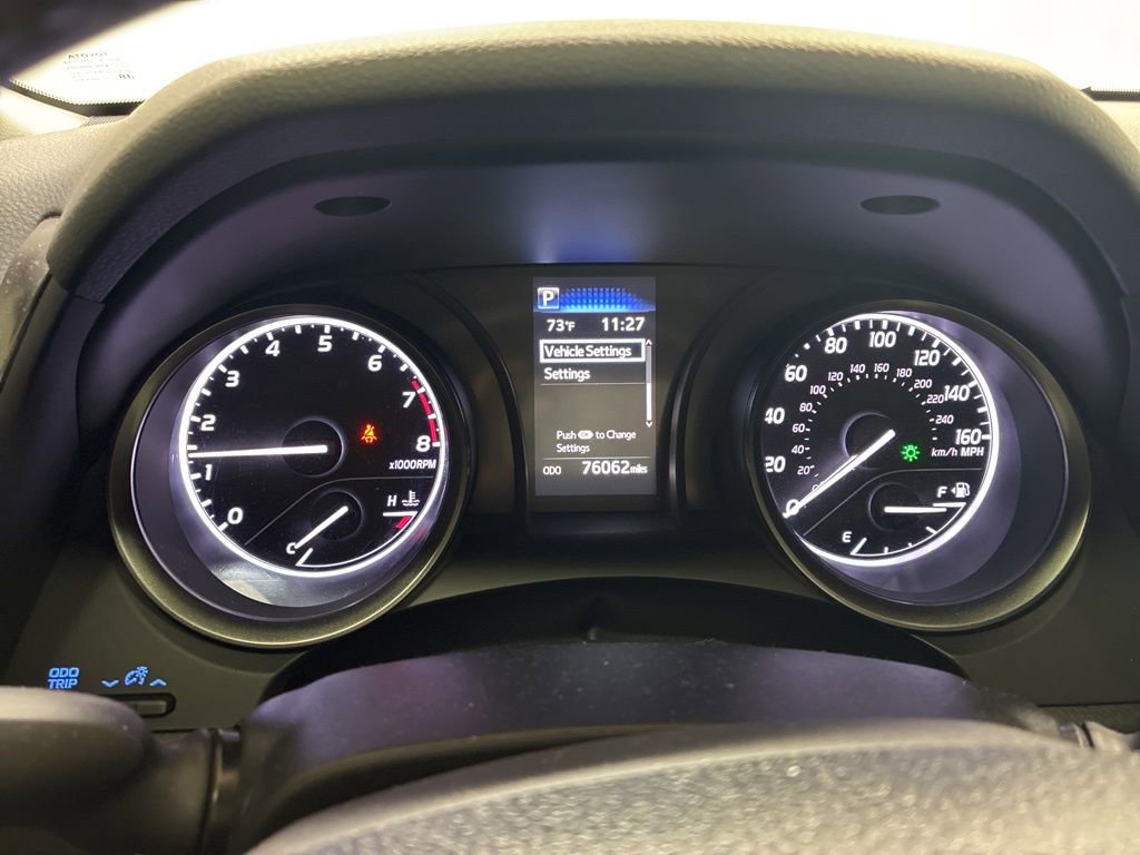 Used 2021 Toyota Camry SE image 17