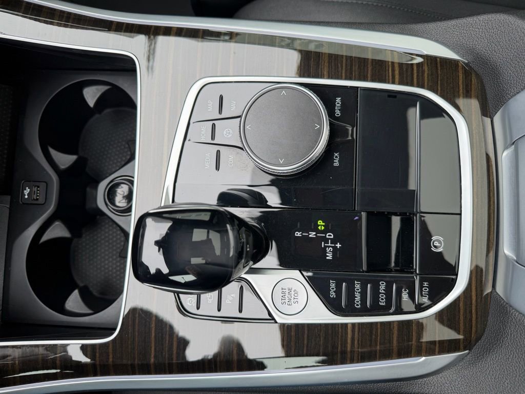 Used 2022 BMW X5 xDrive40i w/ Premium Package image 14