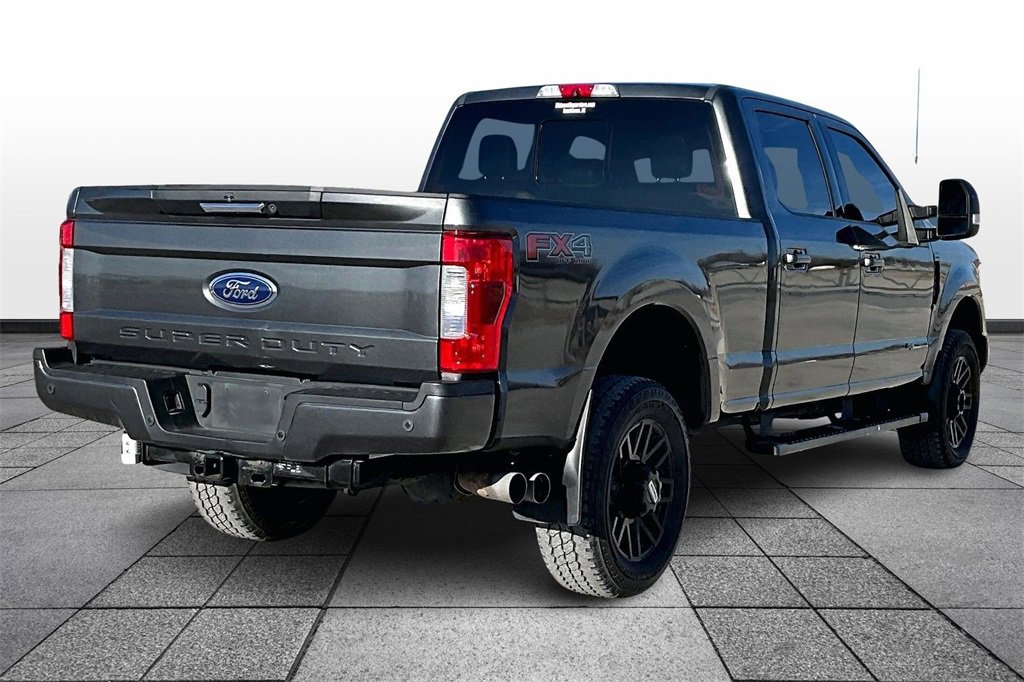 Used 2019 Ford F250 Lariat image 11