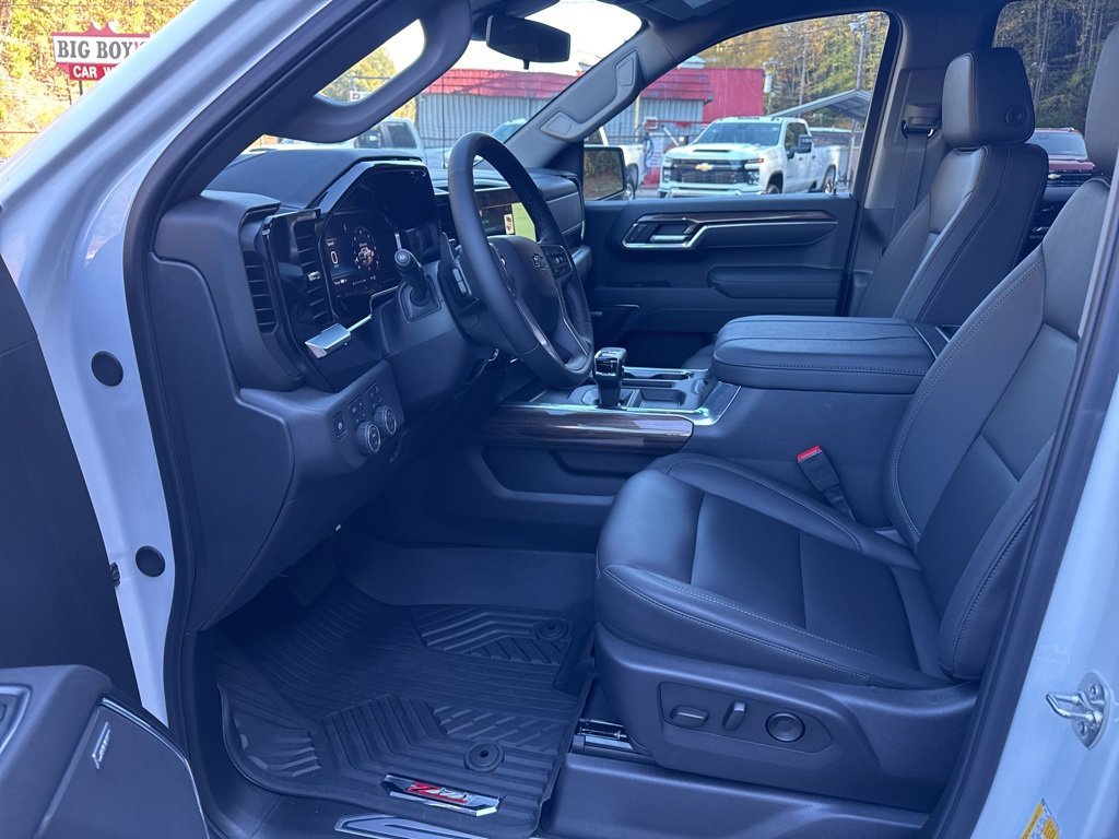 New 2025 Chevrolet Silverado 1500 LT Trail Boss w/ LT Trail Boss Premium Package image 8