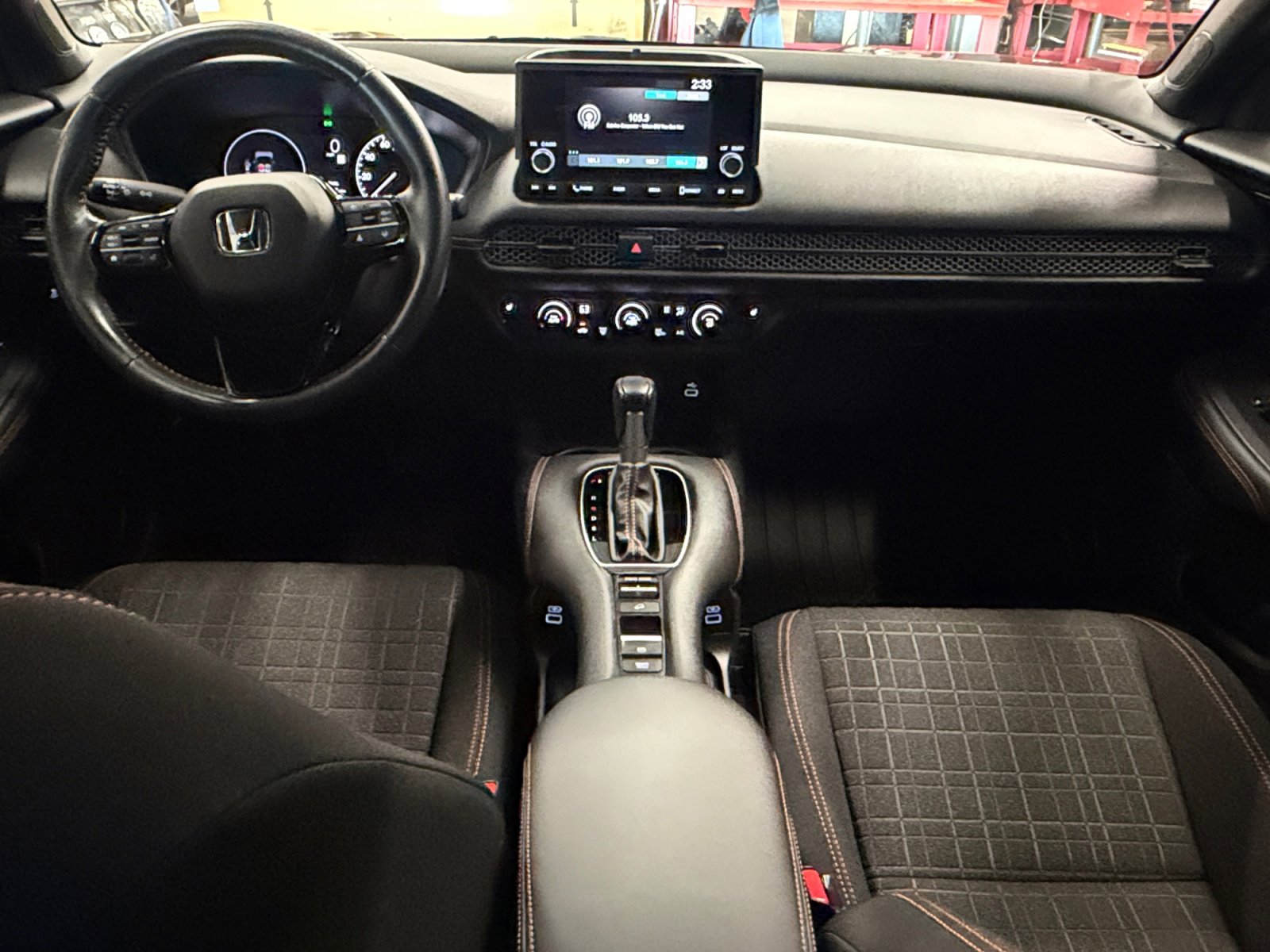 Used 2023 Honda HR-V Sport image 25