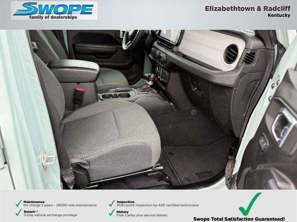 Used 2024 Jeep Wrangler Sport S image 17