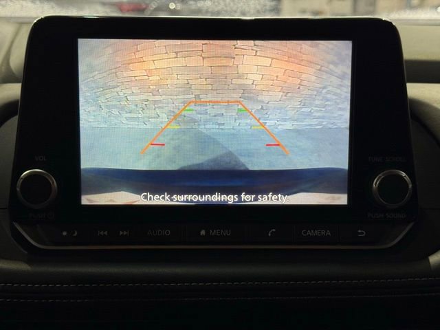 Certified 2025 Nissan Rogue SV image 35