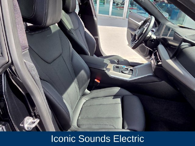 Used 2025 BMW i4 eDrive40 w/ M Sport Package RWD image 25
