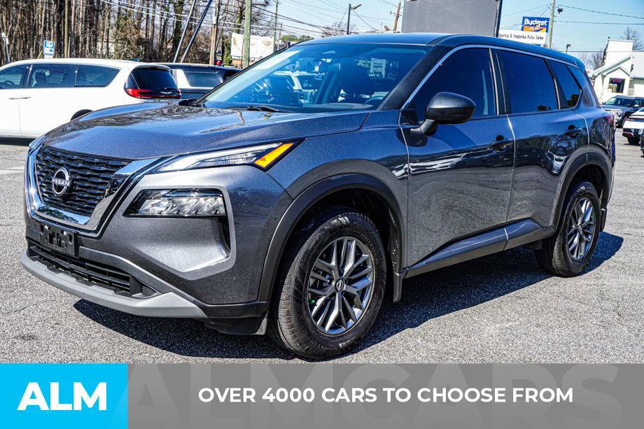 Used 2023 Nissan Rogue S image 3