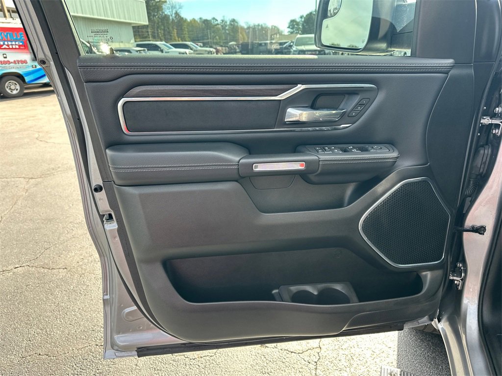 Used 2025 RAM 1500 Laramie w/ Sport Appearance Package image 11