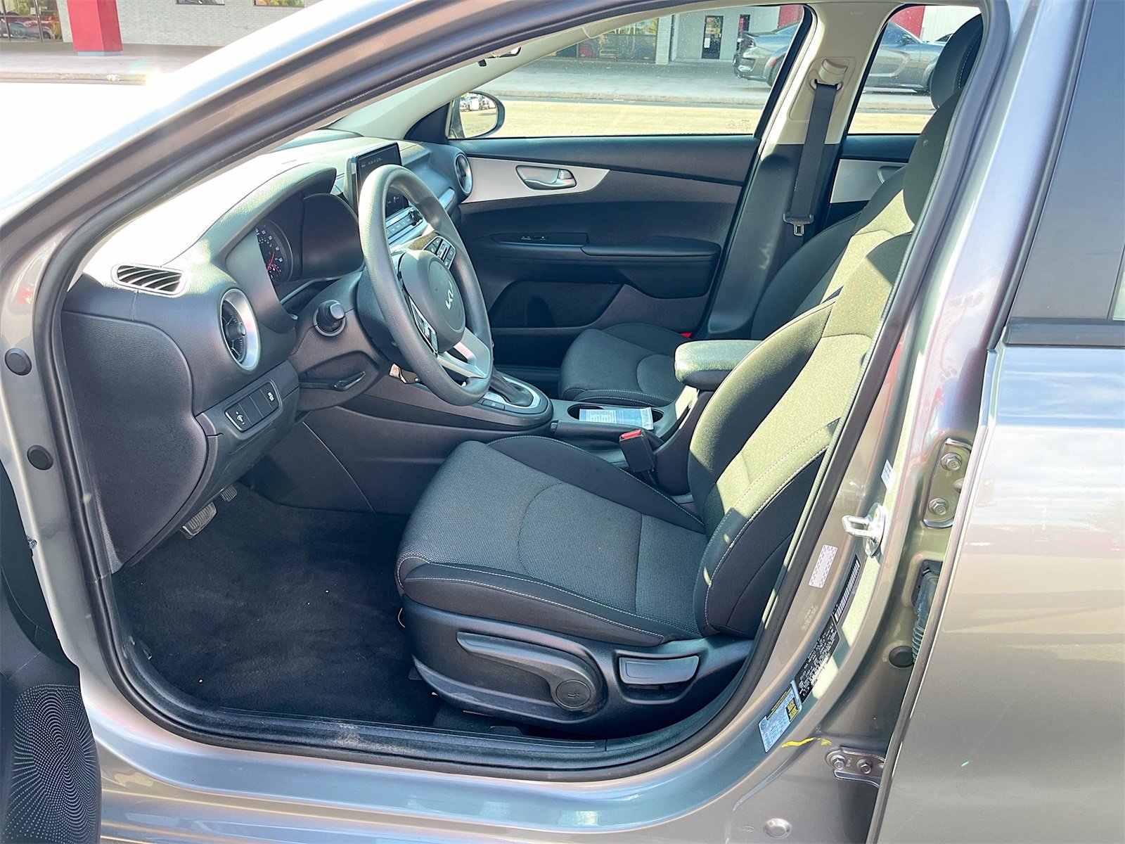 Used 2023 Kia Forte LXS image 20