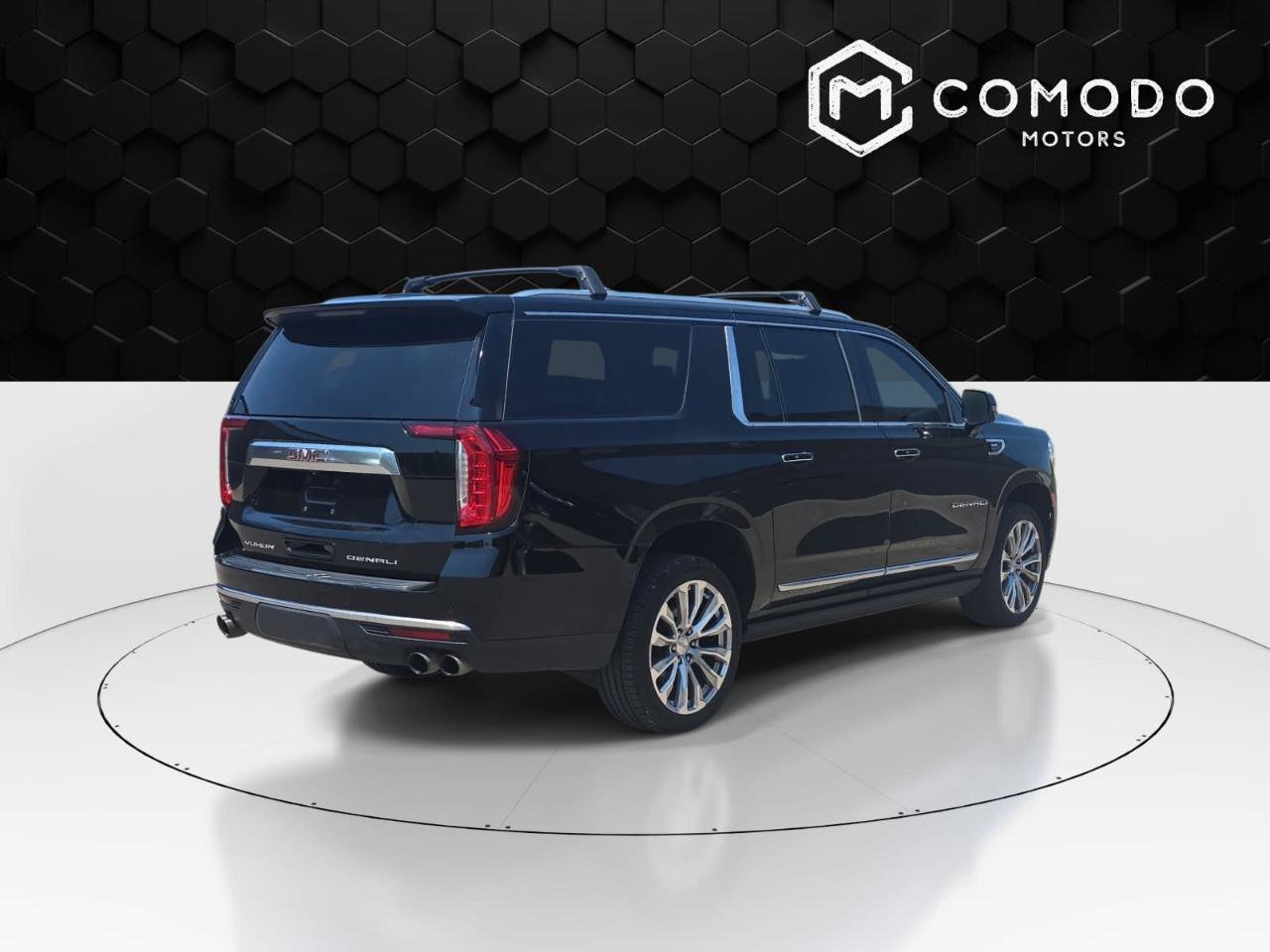Used 2021 GMC Yukon XL Denali AWD/4WD image 3